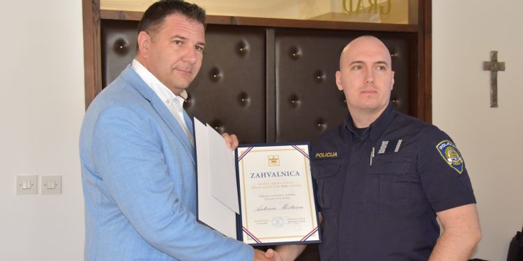 Proglašen najbolji kaštelanski policajac u 2026. godini
