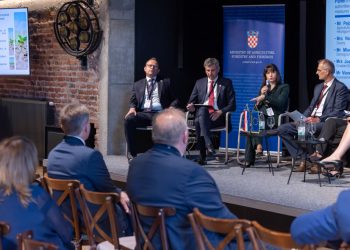 Ministar Vlajčić otvorio Konferenciju o generacijskoj obnovi ruralnog područja