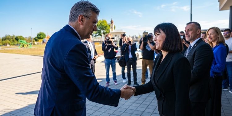 U Donjem Miholjcu održana 21. sjednica Savjeta za Slavoniju, Baranju i Srijem