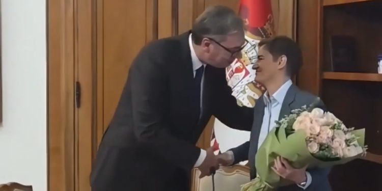Vučić predao ovlasti Ani Brnabić, sada je privremena predsjednica Srbije