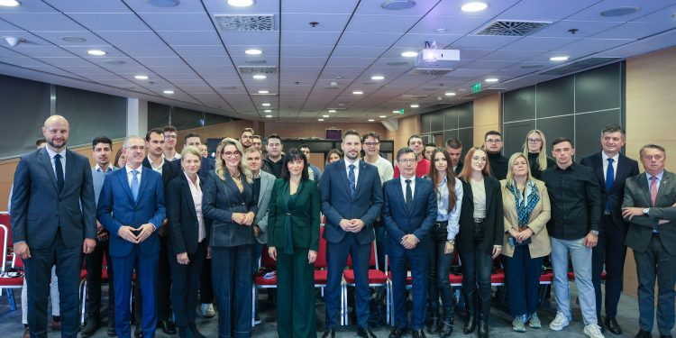 Osječko-baranjska županija gradi 53 stambene jedinice za mlade, Osijek dobiva 206 novih stanova