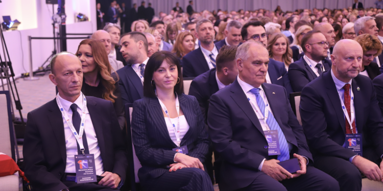 “Mladima moramo dati razlog da ostanu”: Tramišak Europskoj komisiji predstavila stambeni program za demografsku obnovu